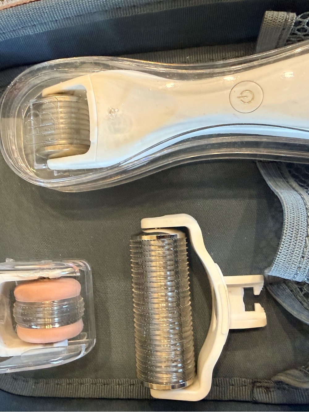 Beauty Bio GloPRO MicroNeedler Set